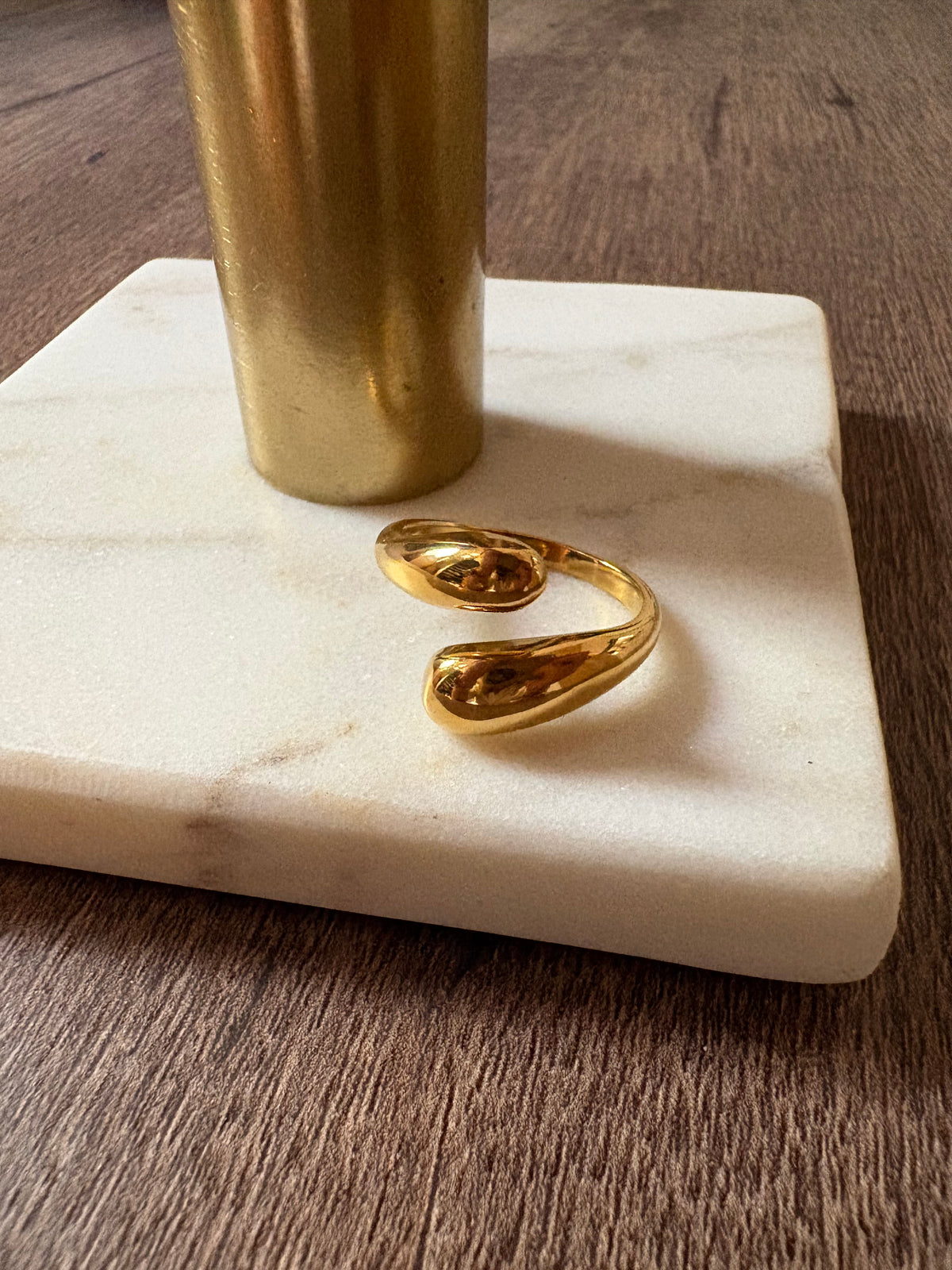 Drops Ring